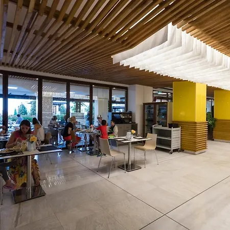 Premier Fort Beach Resort