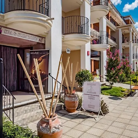 Premier Fort Beach 4*