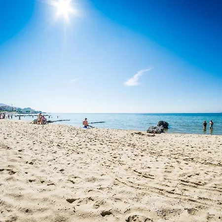 Resort Premier Fort Beach 4*