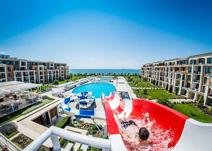 بريمير فورت بيتش ريزورت