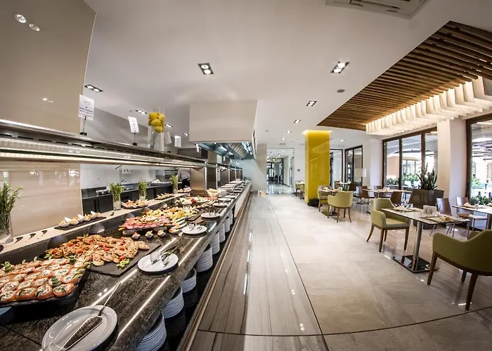 بريمير فورت بيتش ريزورت منتجع ساني بيتش