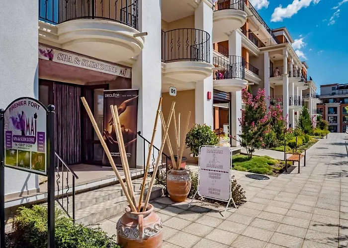 بريمير فورت بيتش ريزورت 4*