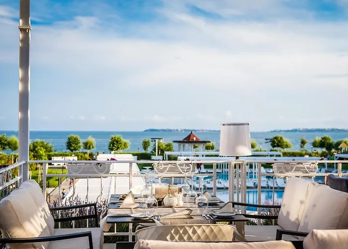 بريمير فورت بيتش ريزورت 4* ساني بيتش