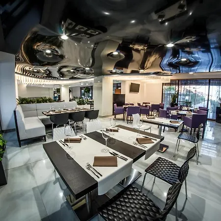 Premier 4* סאני ביץ'