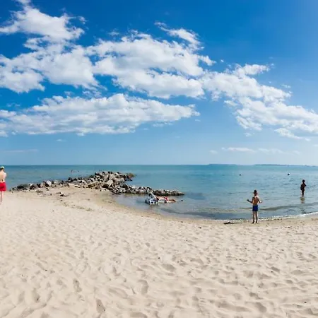 Premier 4* סאני ביץ'