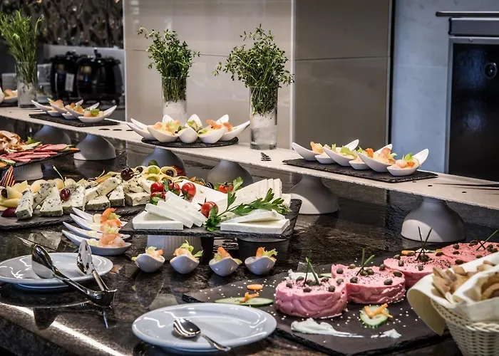 Premier Курортный комплекс 4*