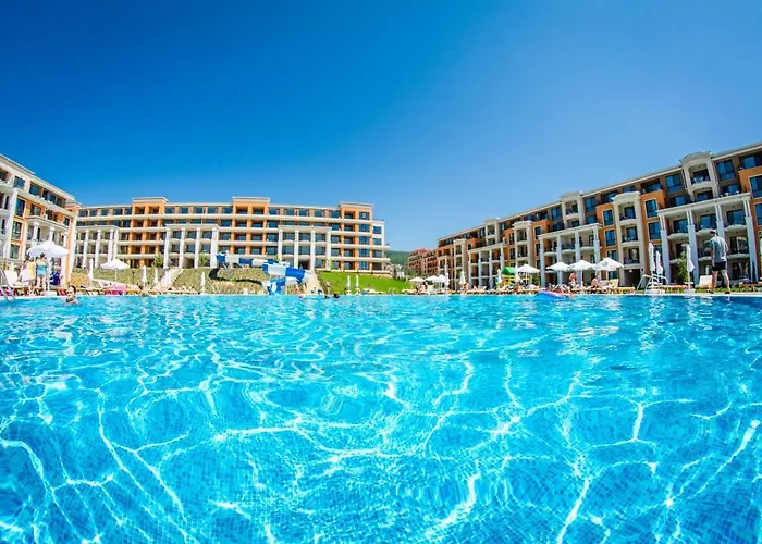 Курортный комплекс Premier 4*