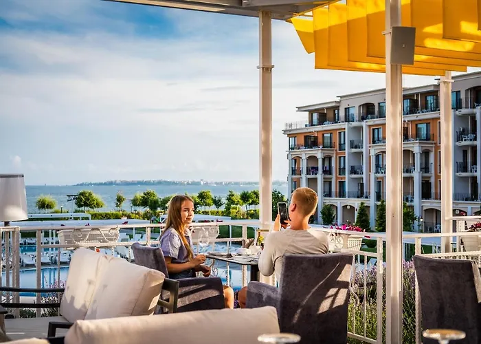 Курортный комплекс Premier 4*